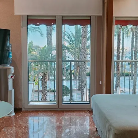 Alicantissima Marina & Appartement *